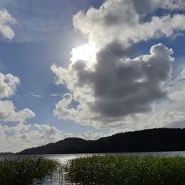 lake Hällungen